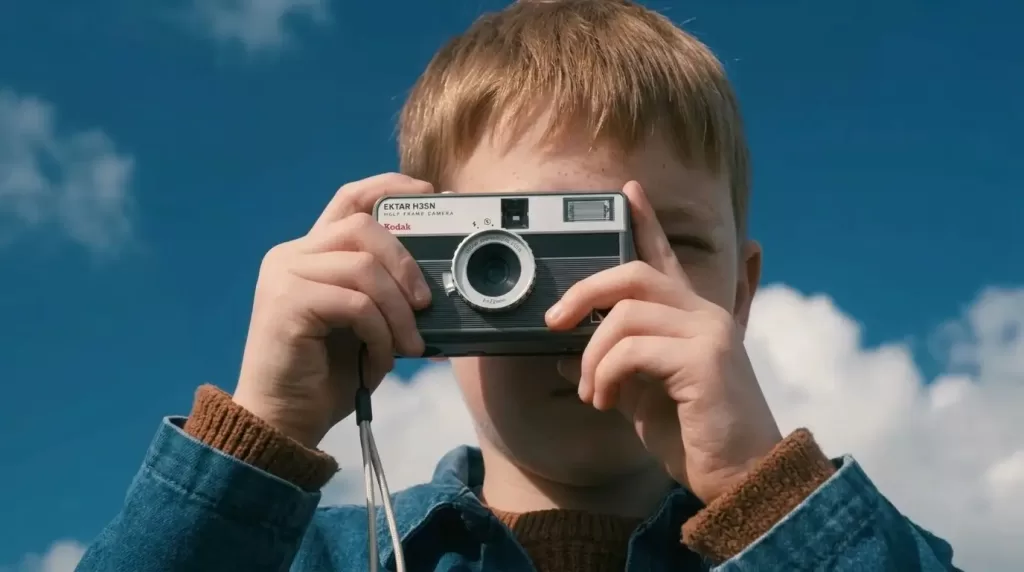 Kodak EKTAR H35N Half Frame Camera