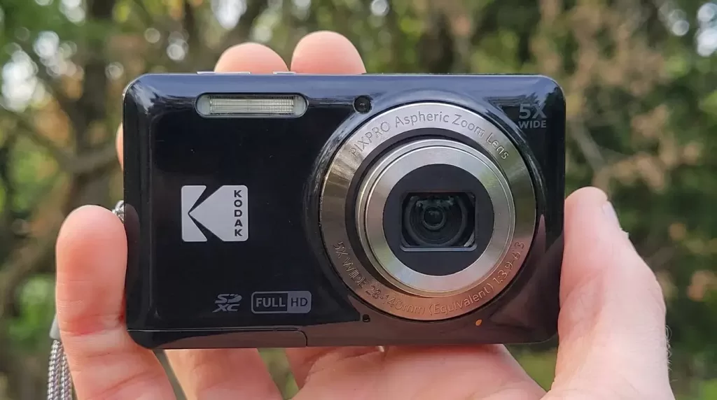Kodak PixPro FZ55 budget point and shoot camera