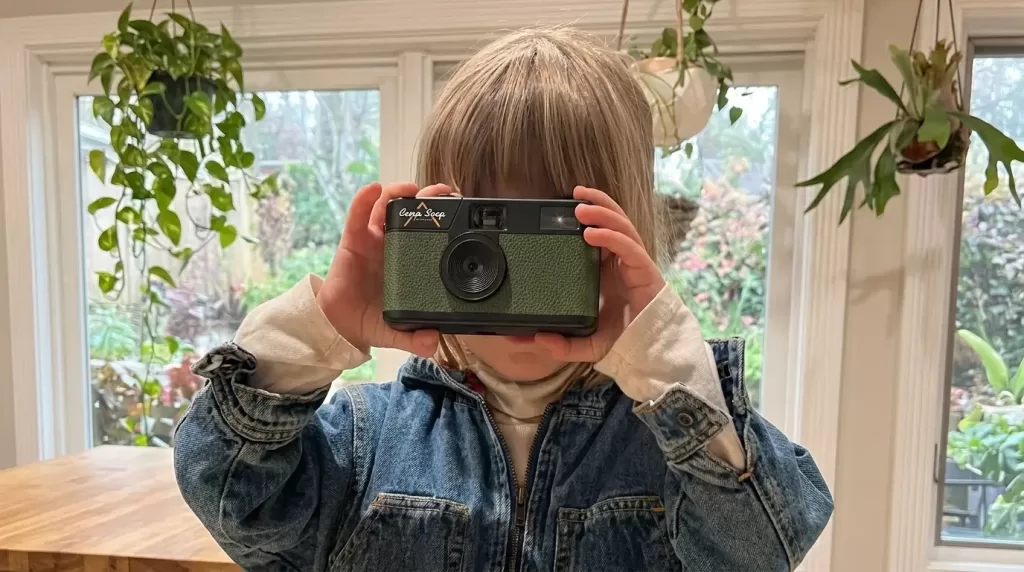 camp snap screen-free digital camera