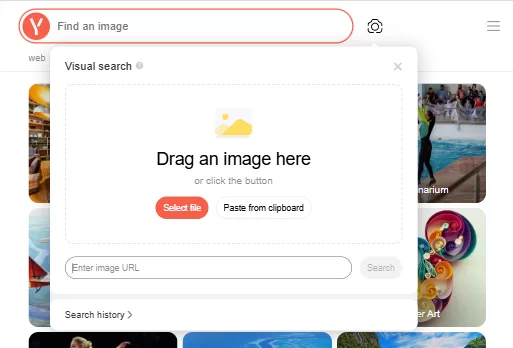 Yandex Images homepage displaying camera search icon