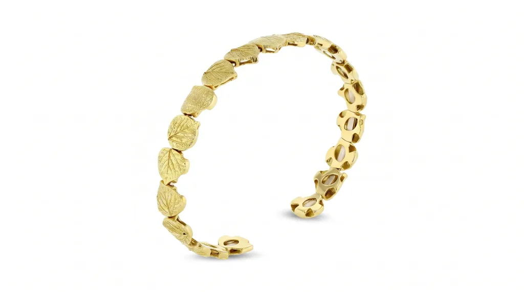 Jewelry bracelet product photography